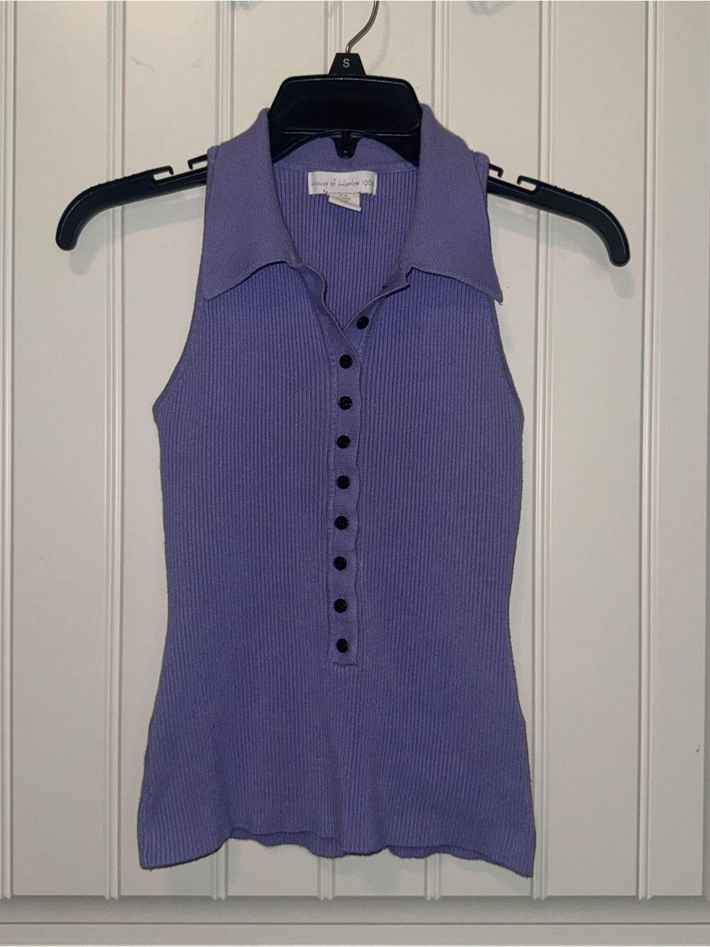 House of Harlow 1960 purple sleeveless ribbed polo top